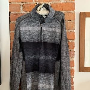 Men’s Lululemon Gray Technical Quarter ZIP Size M